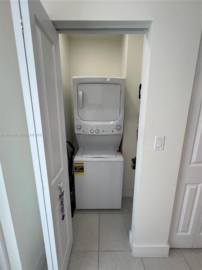 Building Photo - 8001 NW 41st St