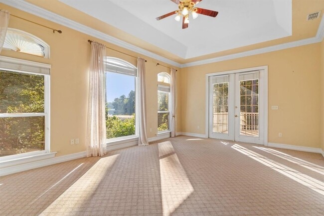 Building Photo - 8846 Glen Abby Dr