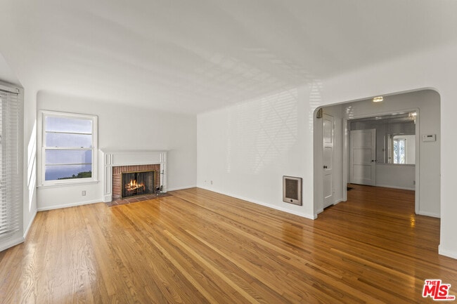 Building Photo - 5908 Abernathy Dr