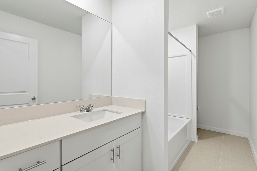 Building Photo - 11657 Brae Way