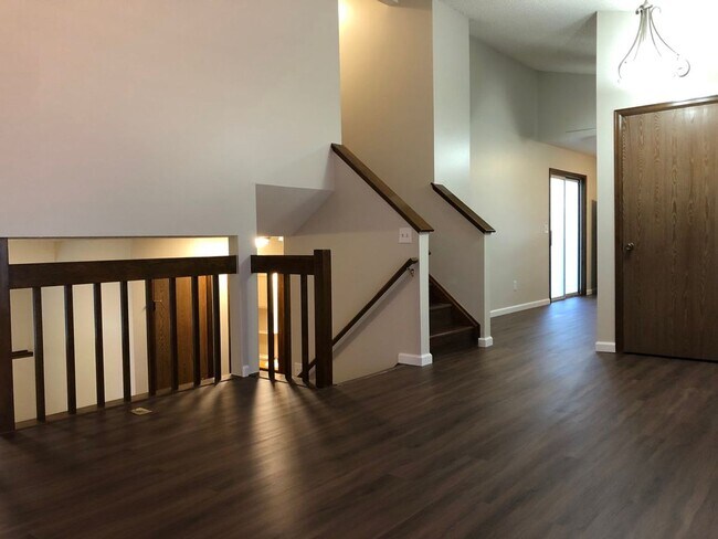 Building Photo - 3 Bed/2bath Single Family Home in Parkwood East