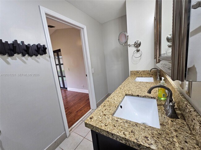 Building Photo - 4232 Mahogany Ridge Dr