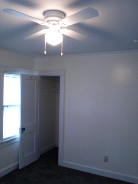 Building Photo - 6213 Harrison St