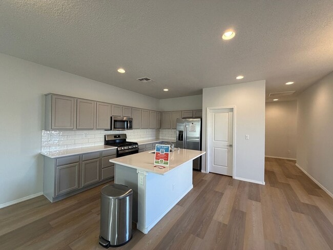 Building Photo - 2 Bedroom Single Story New Build in Mesa Del Sol Near Netflix Studios!