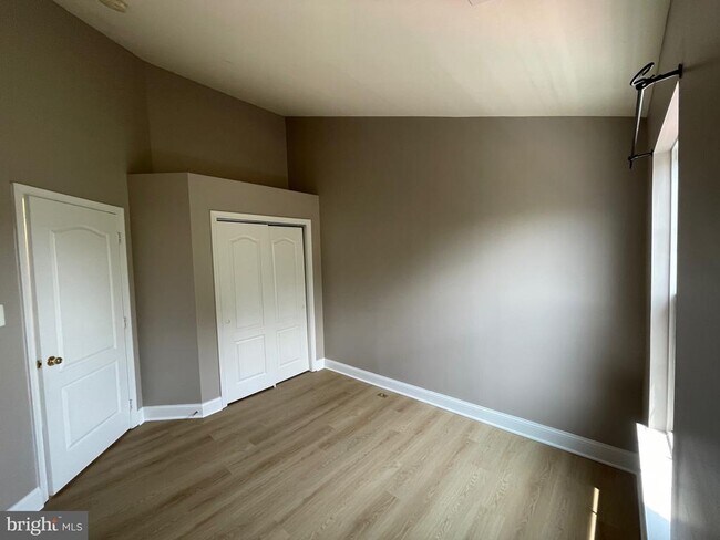 Building Photo - 23429 Clarksridge Rd