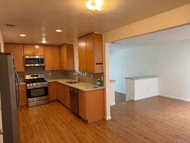 Building Photo - 3829 Delaware Ave