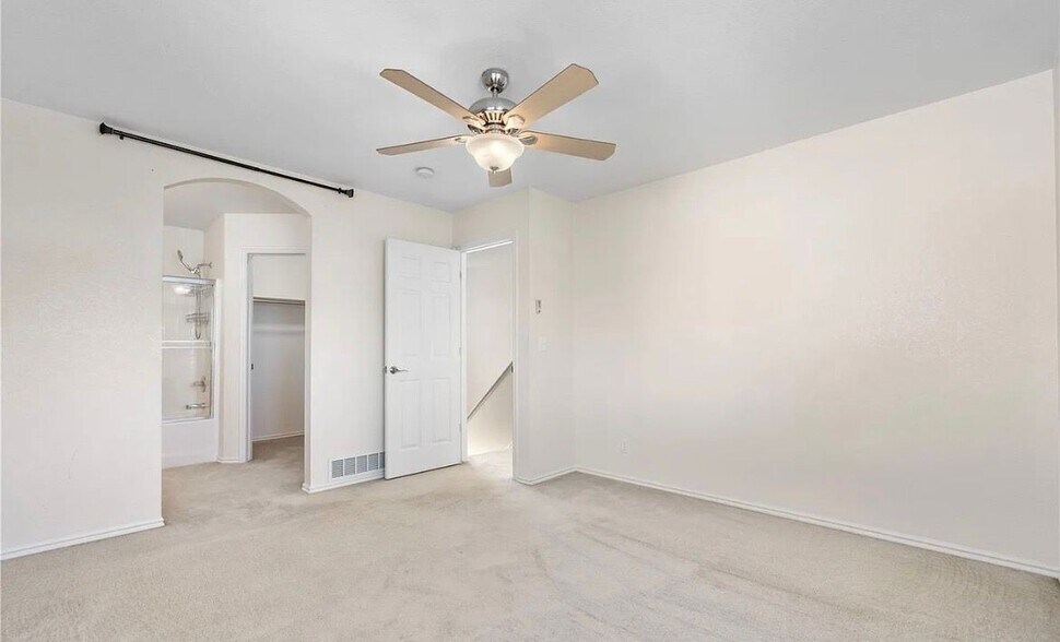 Building Photo - 18897 E Linvale Pl