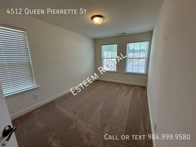 Building Photo - 4512 Queen Pierrette St