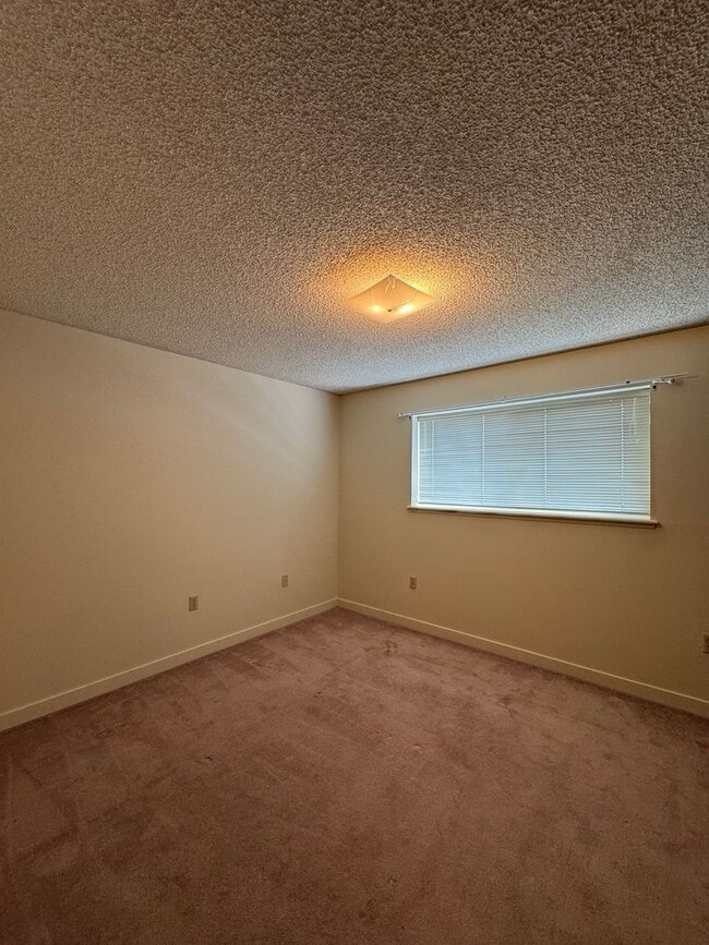 Building Photo - 500 W 12th Ave