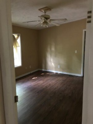 Building Photo - 4800 Waxhaw Indian Trail Rd