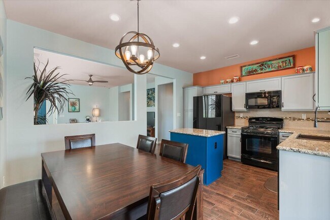 Building Photo - 81682 Avenida Celaya