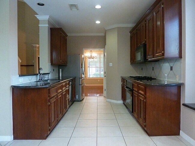 Building Photo - 6143 River Mist Ct