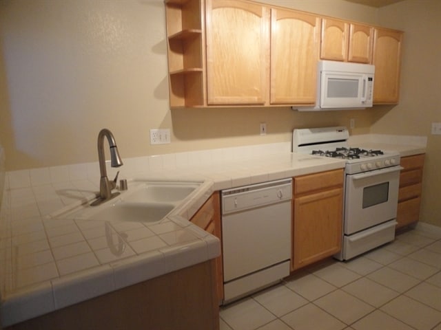 Building Photo - 207 Luninborg St