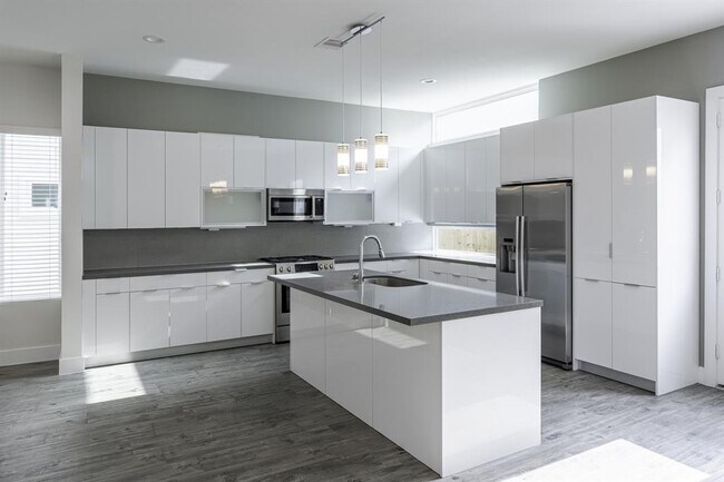 Building Photo - 5416 Robusto Pl