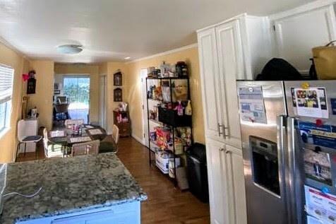 Spacious dining nook off kitchen - 983 Hacienda Circle