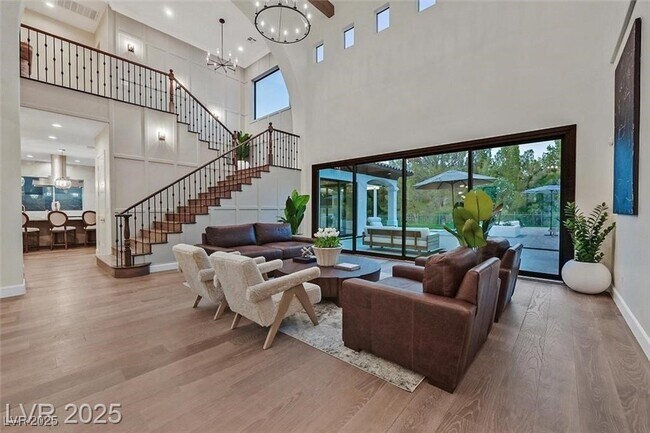 Building Photo - 11906 Port Labelle Dr