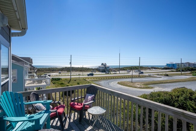 Building Photo - Coastal Duplex with Stunning Water Views —...