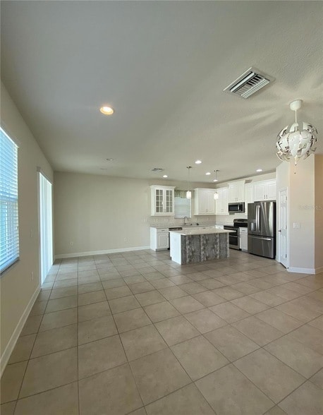 Building Photo - 33207 Whisper Pointe Dr