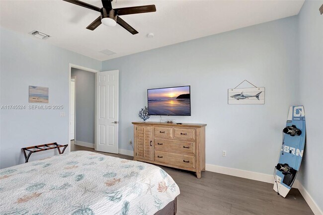 Building Photo - 1604 Mariner Bay Blvd