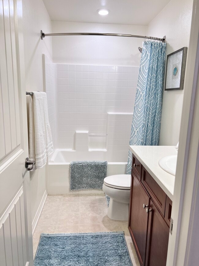 Building Photo - 15495 Fennel Pl