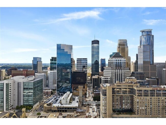 Building Photo - 740 Portland Ave