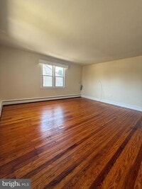 Building Photo - 272 Elm Ave