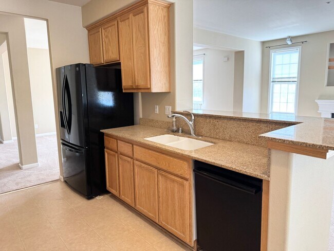 Building Photo - Perfect Shape Dublin Ranch Village Propert...