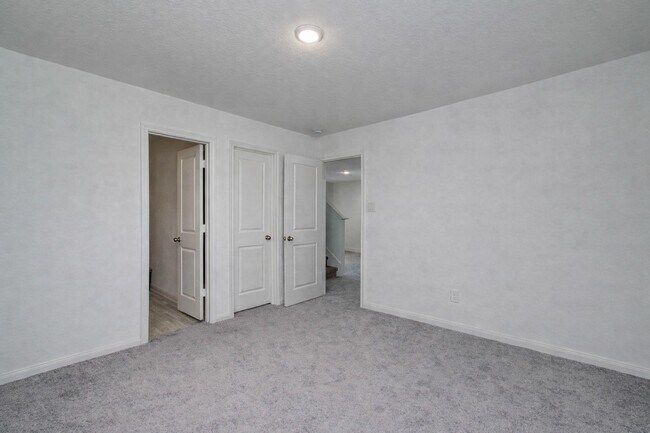 Building Photo - 2002 Rd 5500