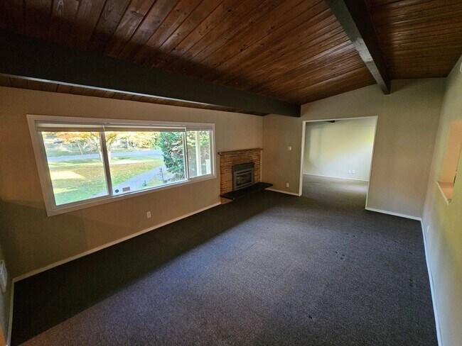 Building Photo - 8827 - Garland