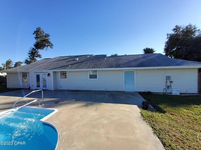 Building Photo - 5117 Bay Head Rd