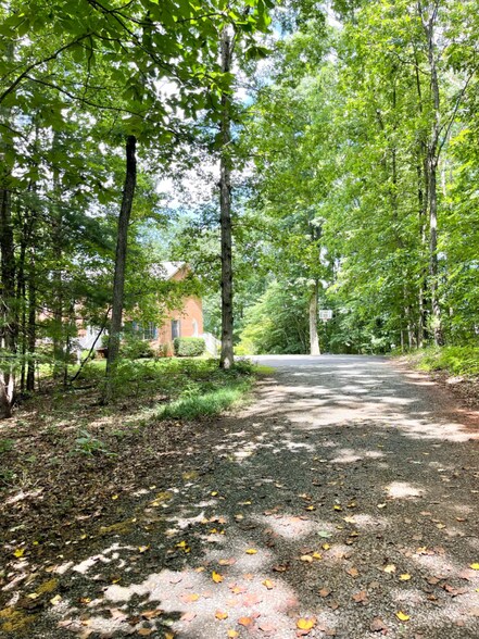 Building Photo - 19295 Briar Patch Dr