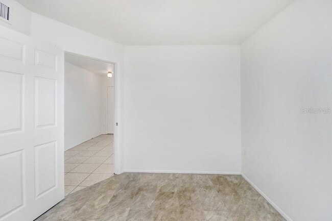 Building Photo - 1309 Warwick Ct