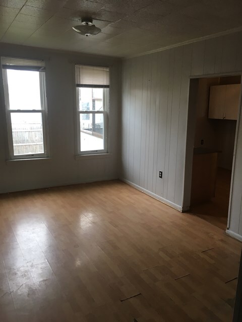 Building Photo - 514 Virginia Ave