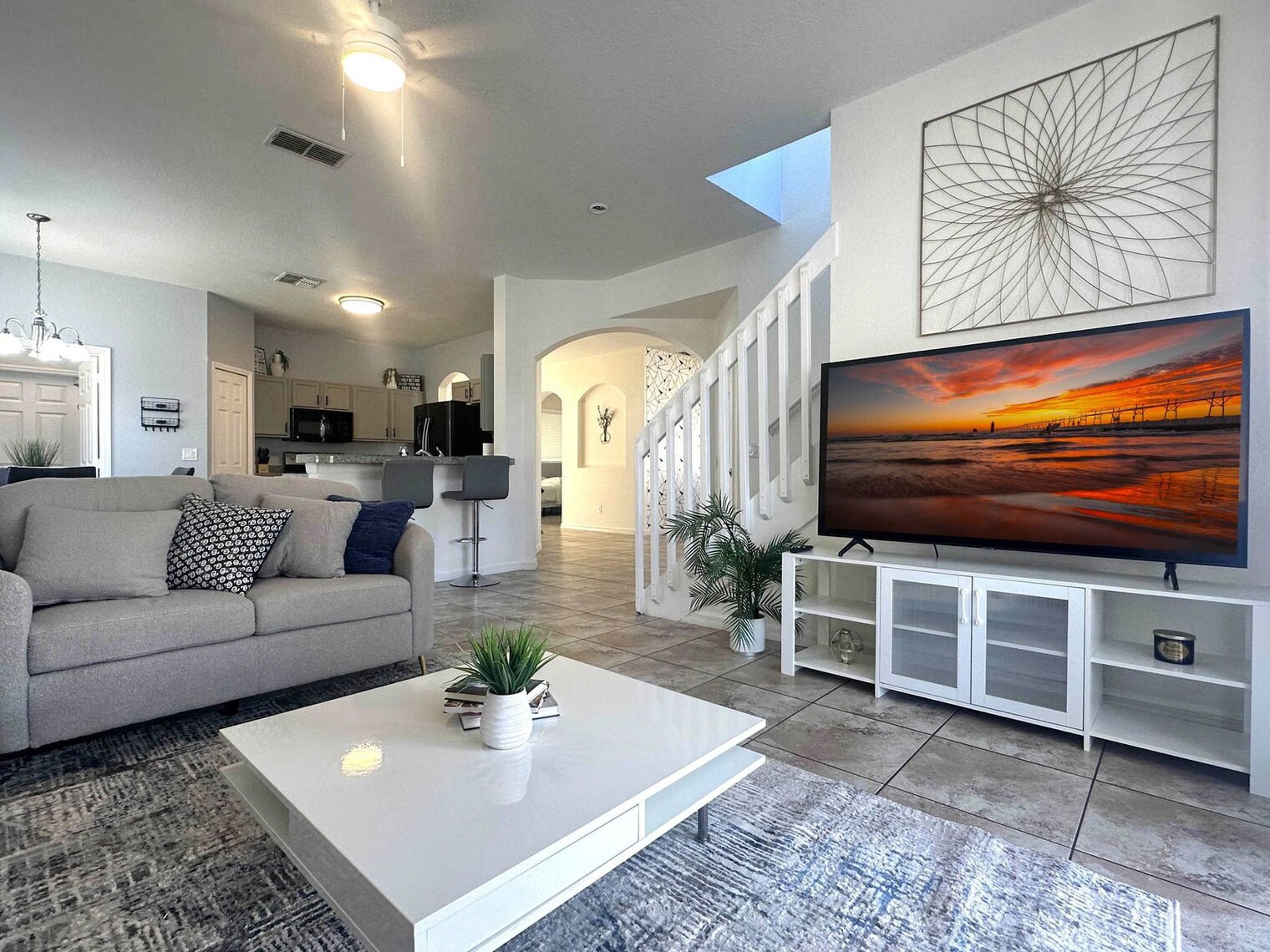 Building Photo - 930 Oxford Dr