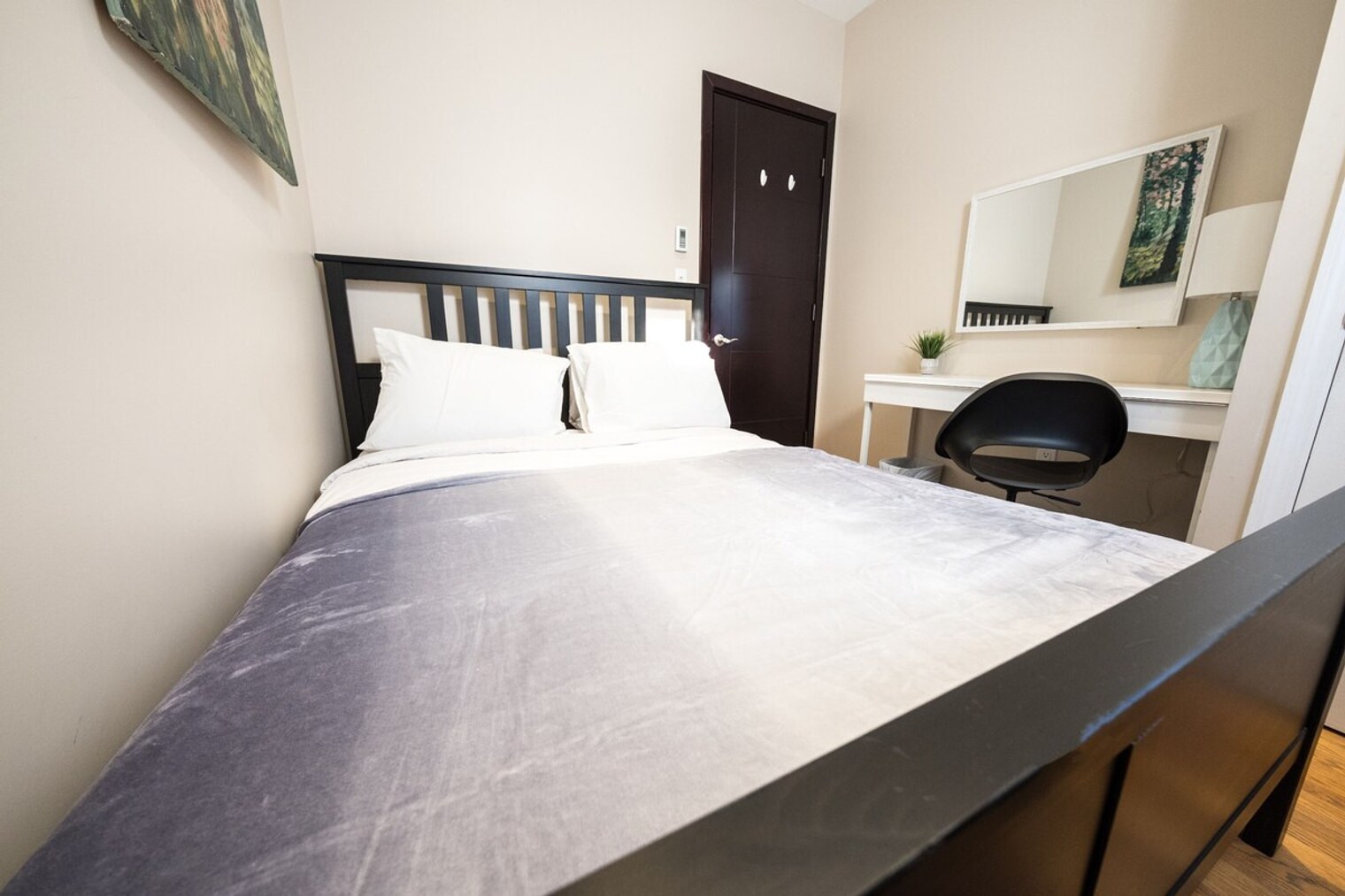 Building Photo - 5 W 101st St