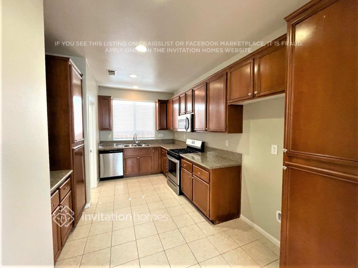 Building Photo - 34241 Ogrady Ct