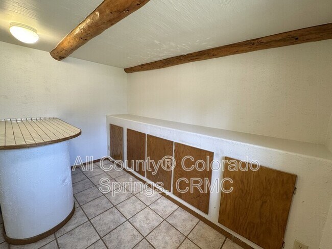 Building Photo - 1237 Chiricahua Dr