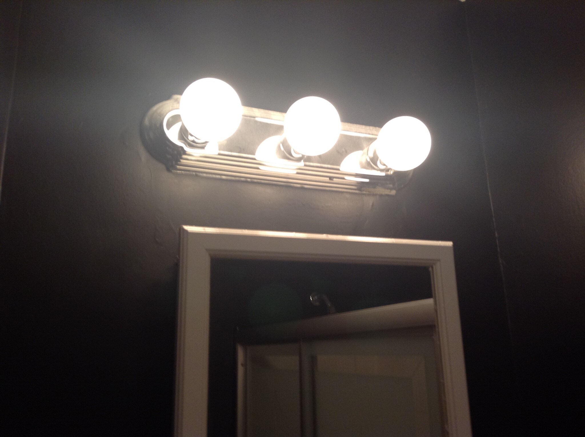 Building Photo - 241 E Township Line Rd