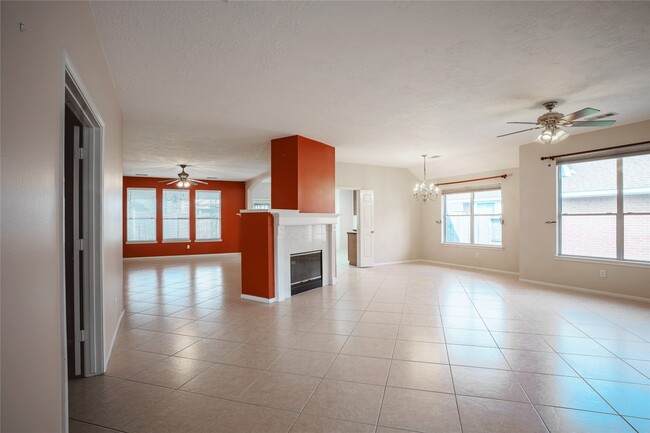 Building Photo - 20518 Terra Springs Dr