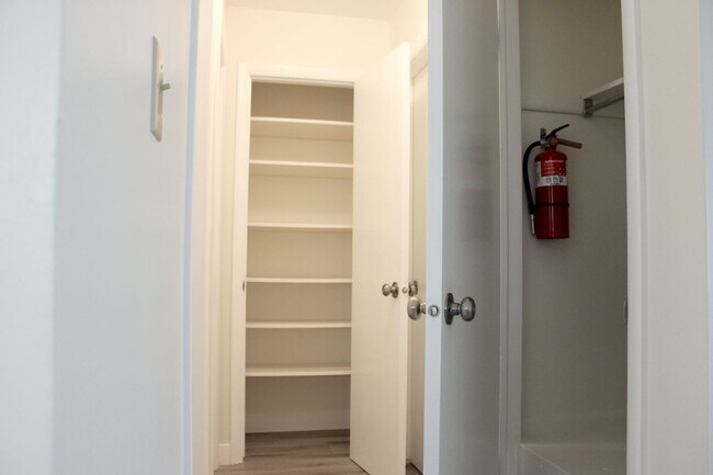 Building Photo - Newly Renovated 3 Bedroom, 1 Bath Duplex – in Lehi!