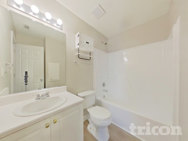 Building Photo - 65 Cricket Ct