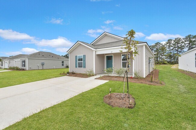 Building Photo - New Construction Home in High Demand Area!