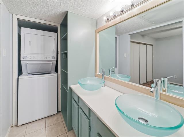 Building Photo - 9835 Walnut St