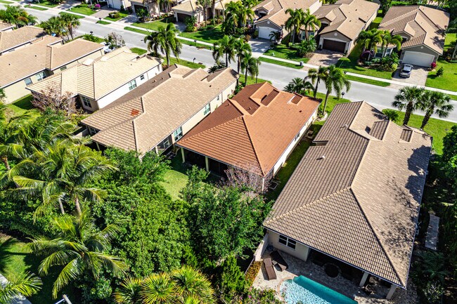 Building Photo - 8727 Carmel Mountain Way