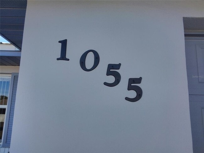 Building Photo - 1055 S Cooper Dr