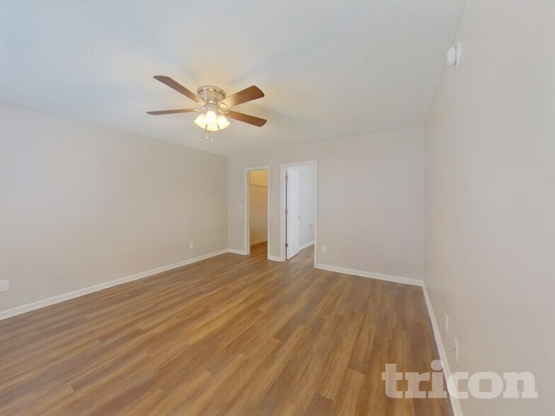 Building Photo - 216 Meyer Ln