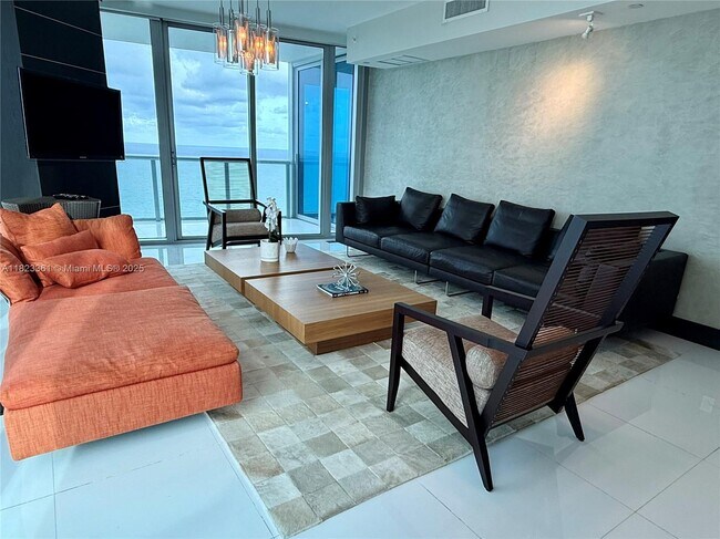 Building Photo - 17001 Collins Ave