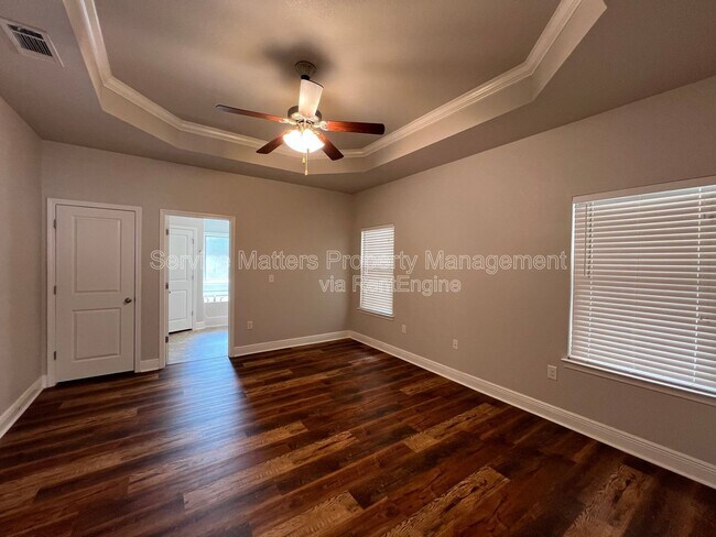 Building Photo - 5257 Parkside Dr