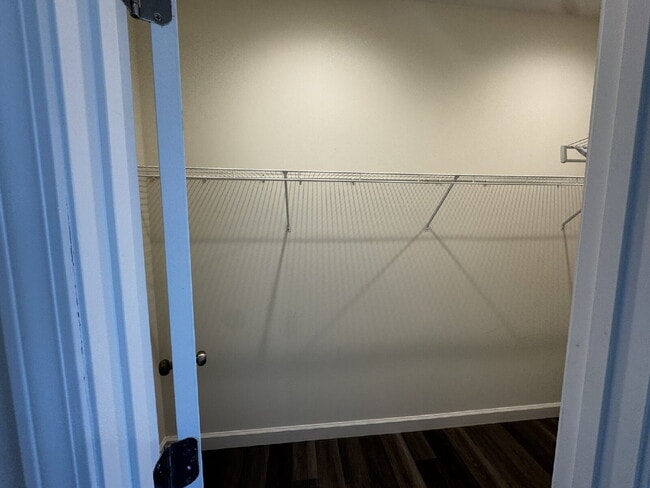 Building Photo - House for Rent