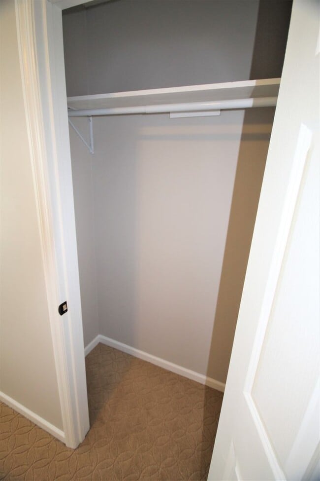 Building Photo - 3 Bedroom - Dublin